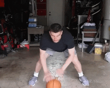 挖槽！绿凯后卫轰下68分！NBA新科最佳第六人