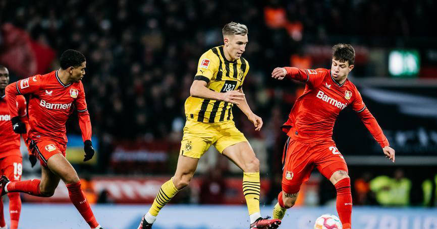 多特蒙德欲以1000万欧签下18岁皇马后卫,稳固后防线