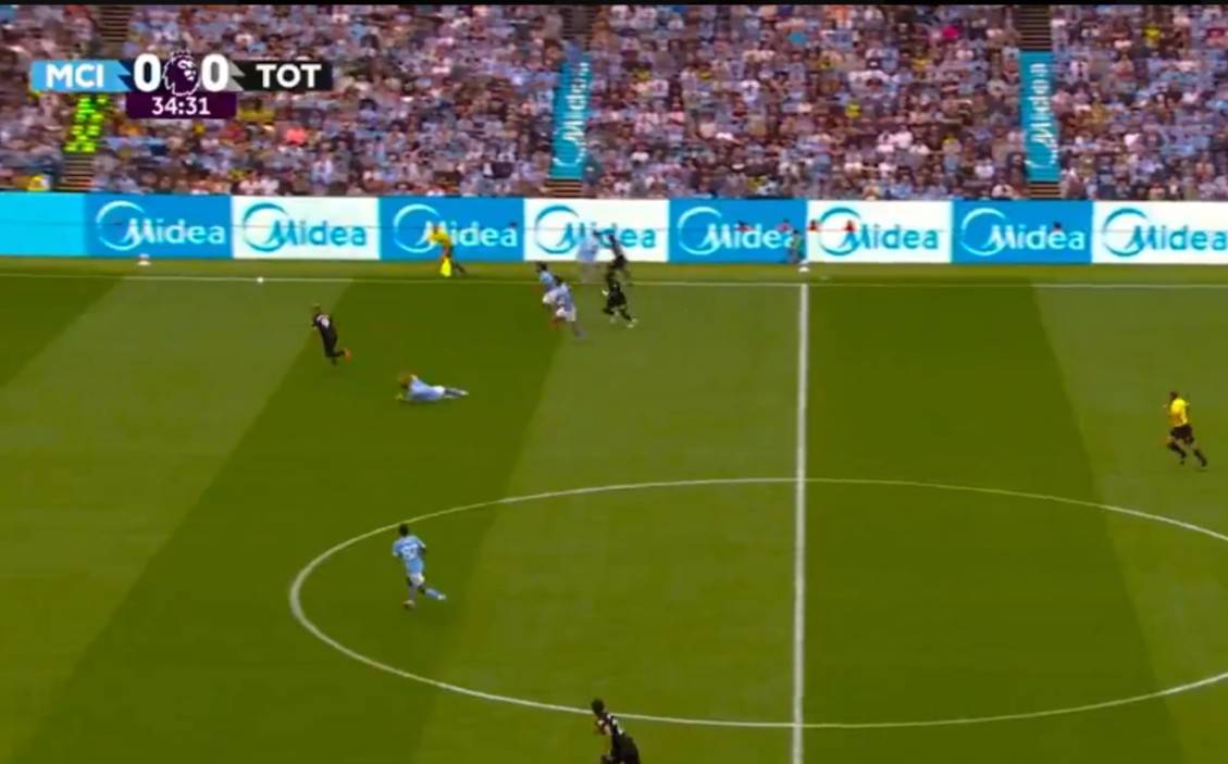 英超战术复盘-热刺是怎么赢的曼城？长传破解高位逼抢