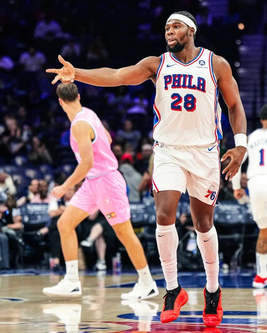 2年1200万签约!倒贴钱也得打球!苦等五年终于重返NBA