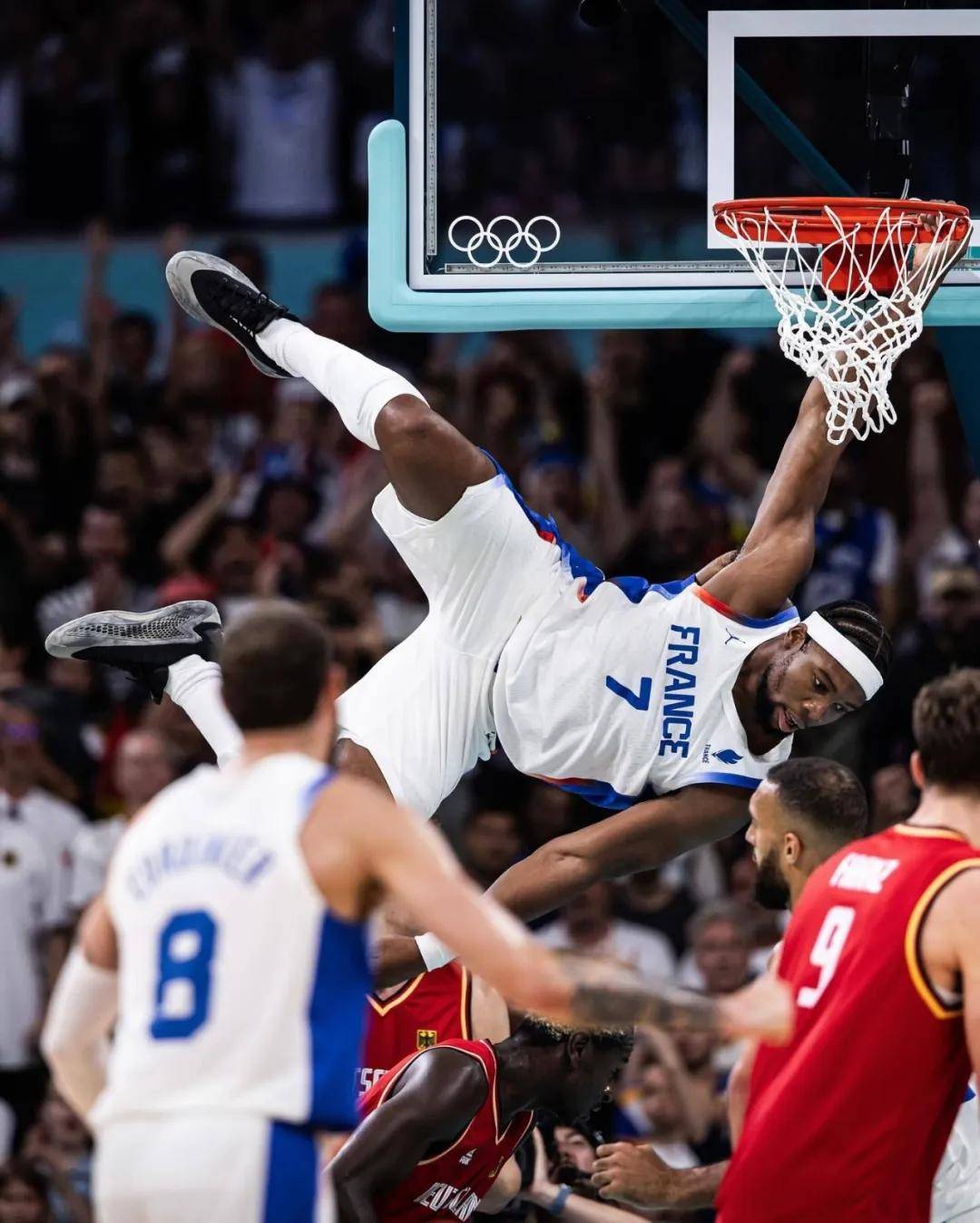 2年1200万签约!倒贴钱也得打球!苦等五年终于重返NBA