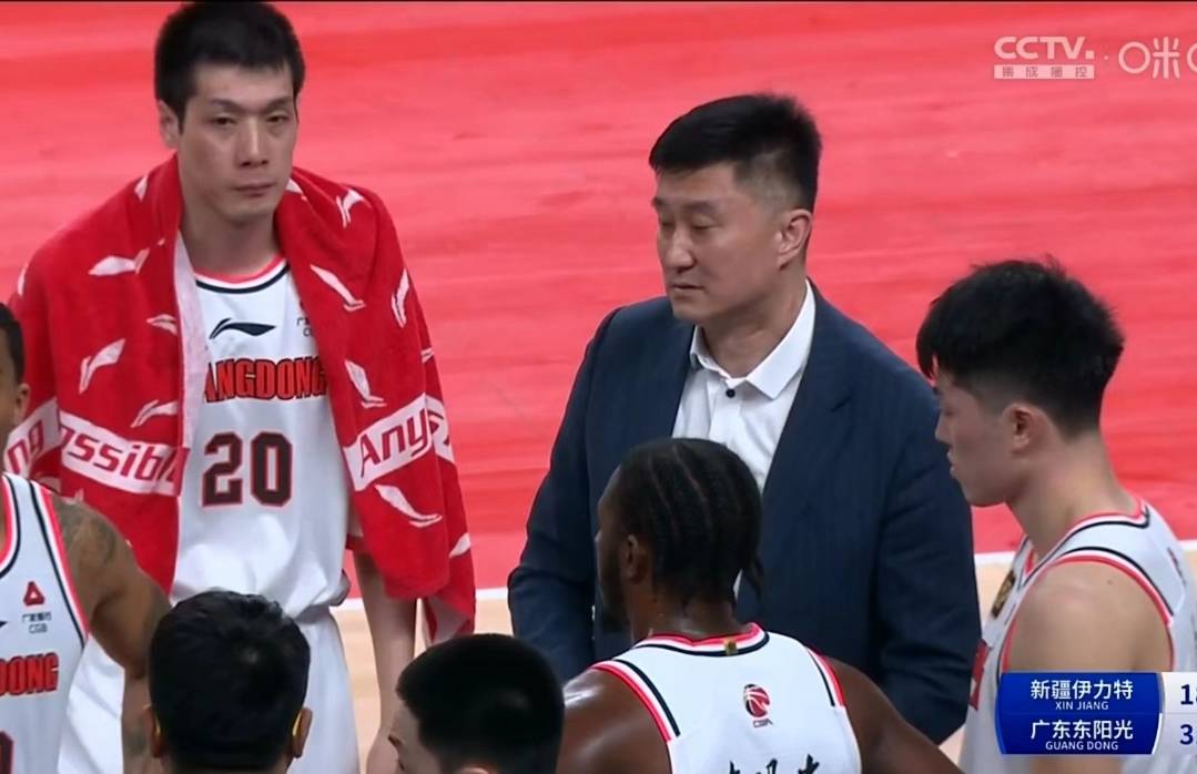 CBA最新消息！李晓旭成为助教，广东追逐萨姆纳，曾凡博将和篮网会合