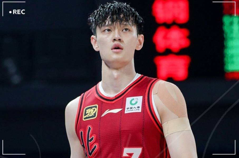 CBA最新消息！李晓旭成为助教，广东追逐萨姆纳，曾凡博将和篮网会合