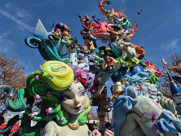 在火焰与海风之间：法雅节十年，瓦伦西亚如何让传统焕发当代表达